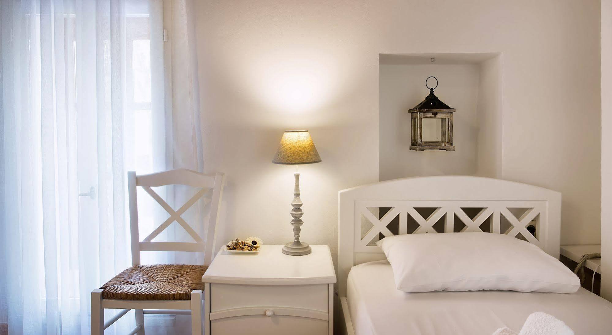 Ontas Traditional Hotell 3*