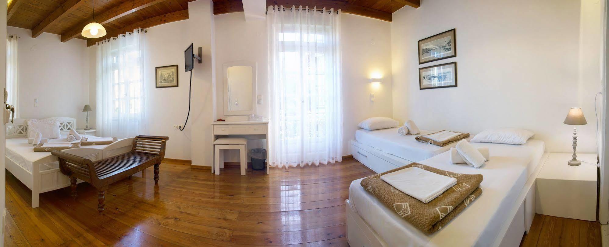 Ontas Traditional Hotell 3*